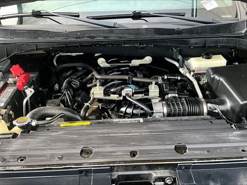 Used 2021 Nissan Titan PRO-4X w/ Pro-4x Convenience Package AWD/4WD image 32