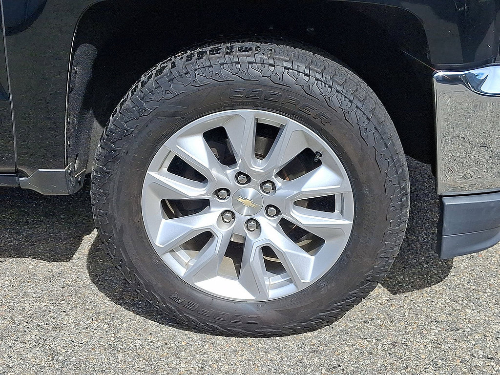 Certified 2018 Chevrolet Silverado 1500 LT w/ All Star Edition AWD/4WD image 27