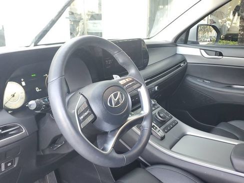 Used 2024 Hyundai Palisade SEL w/ Premium Package FWD image 24