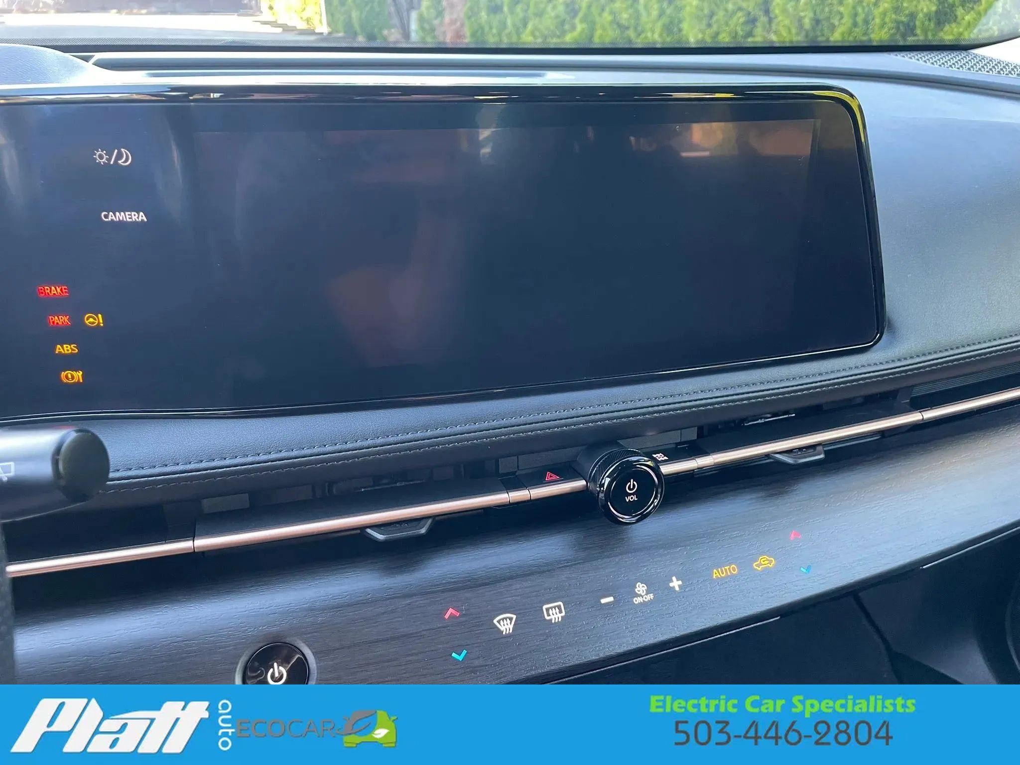 Used 2024 Nissan Ariya AWD image 23