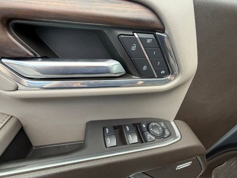 Used 2024 GMC Sierra 1500 SLT w/ SLT Premium Plus Package image 28