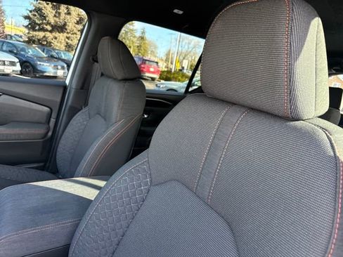 Certified 2025 Honda Pilot Sport image 12