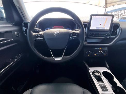 Used 2023 Ford Bronco Sport Outer Banks w/ Tech Package image 6