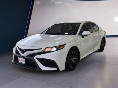Used 2021 Toyota Camry SE w/ Convenience Package