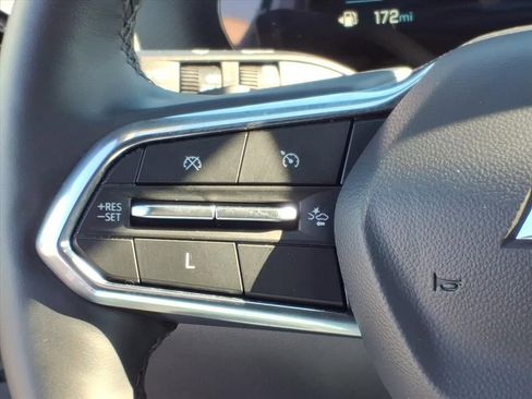 Used 2025 Chevrolet Equinox LT image 16