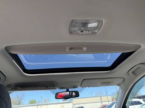 Used 2015 Honda CR-V EX-L image 11