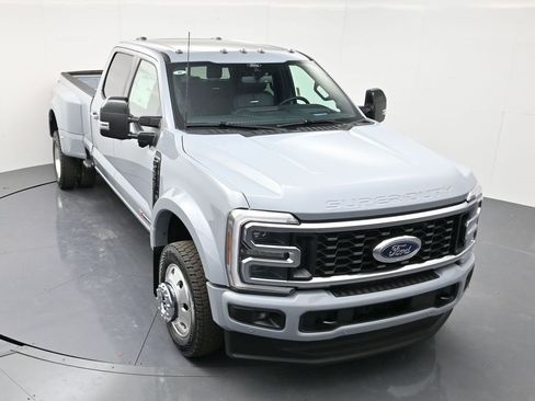 New 2026 Ford F450 Platinum w/ FX4 Off-Road Package image 41