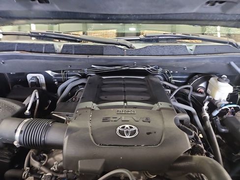 Used 2020 Toyota Tundra SR5 image 8