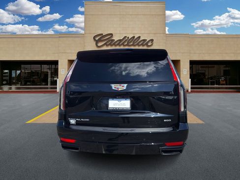Used 2021 Cadillac Escalade Sport image 4