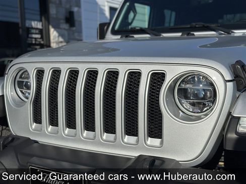 Used 2022 Jeep Wrangler Unlimited Sahara w/ LED Lighting Group image 9