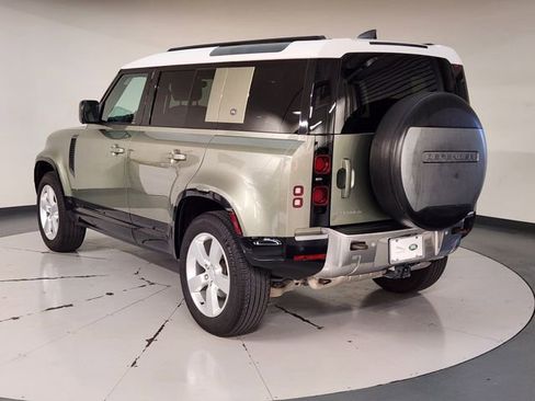 Used 2022 Land Rover Defender 110 S AWD/4WD image 6