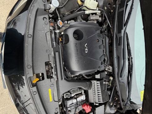 Used 2017 Nissan Maxima SR w/ Midnight Edition image 18