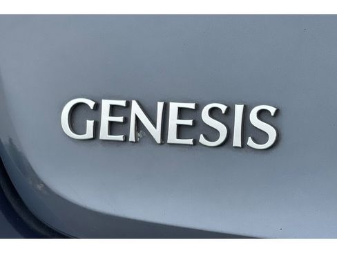 Used 2015 Hyundai Genesis 3.8 w/ Option Group 03 image 17