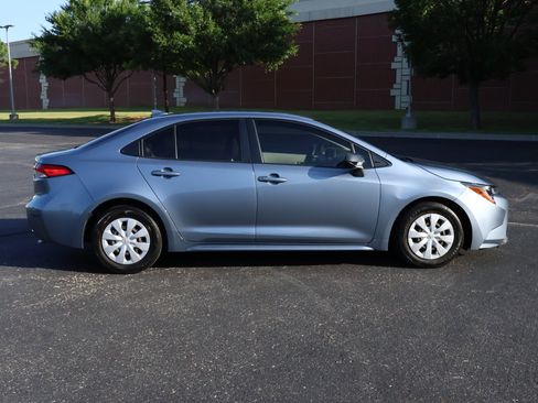 Used 2021 Toyota Corolla L FWD image 24
