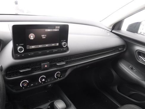 Used 2023 Honda HR-V LX image 16