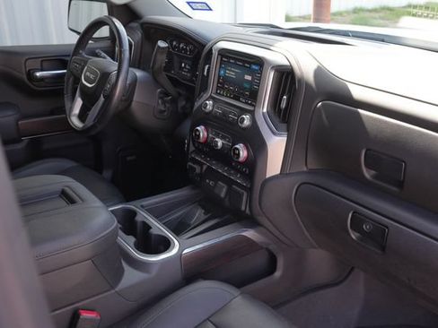 Used 2022 GMC Sierra 1500 SLT AWD/4WD image 18