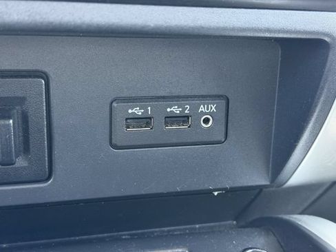 Used 2019 Nissan Titan PRO-4X w/ Pro-4x Convenience Package AWD/4WD image 21