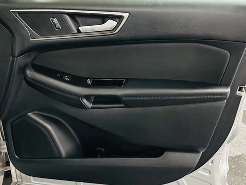 Used 2015 Ford Edge SEL image 27