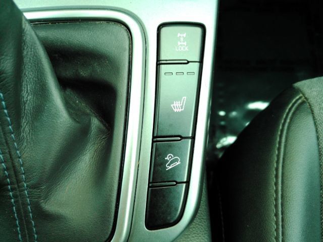 Used 2021 Kia Seltos S AWD/4WD image 46