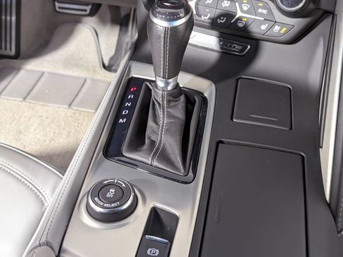 Used 2015 Chevrolet Corvette Stingray Coupe w/ 2LT Preferred Equipment Group image 38