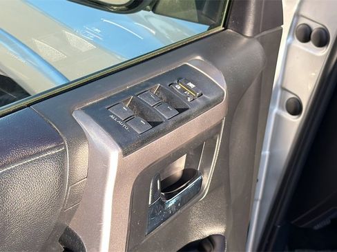 Used 2020 Toyota 4Runner SR5 image 13