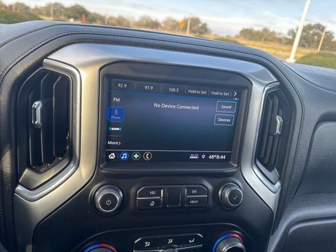 Used 2021 Chevrolet Silverado 1500 LT image 8