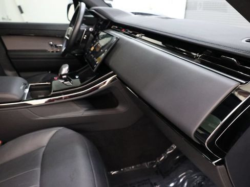 Used 2024 Land Rover Range Rover Sport SE AWD/4WD image 64