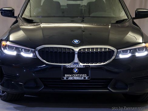 Used 2022 BMW 330e xDrive w/ Premium Package AWD/4WD image 6