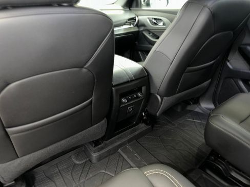 Certified 2023 Chevrolet Traverse LT w/ LPO, Floor Liner Package image 21