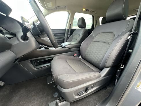 Used 2023 Nissan Pathfinder SV image 17