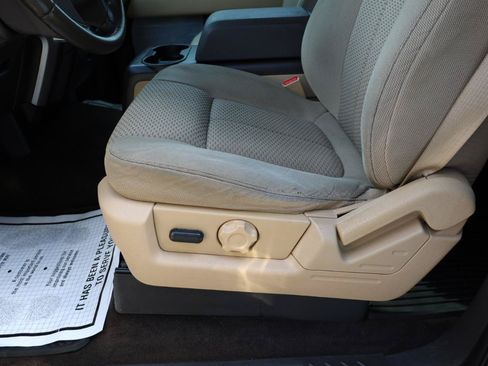 Used 2014 Ford F150 XLT w/ XLT Convenience Package RWD image 7