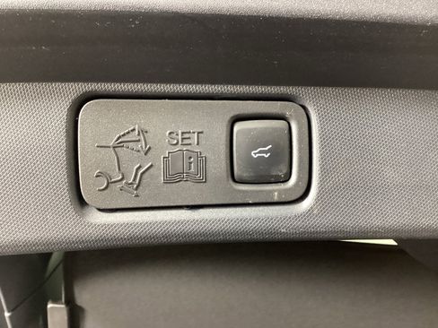 Used 2023 Ford Mustang Mach-E Premium image 34