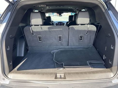 Certified 2023 Chevrolet Traverse LT AWD/4WD image 22