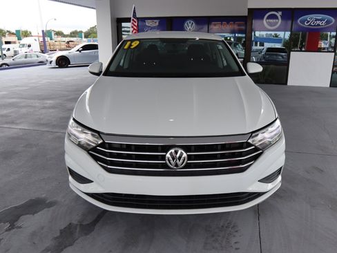 Used 2020 Volkswagen Jetta S w/ Driver Assistance Package image 12