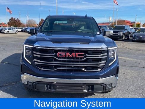Used 2023 GMC Sierra 1500 SLT w/ SLT Premium Package image 2