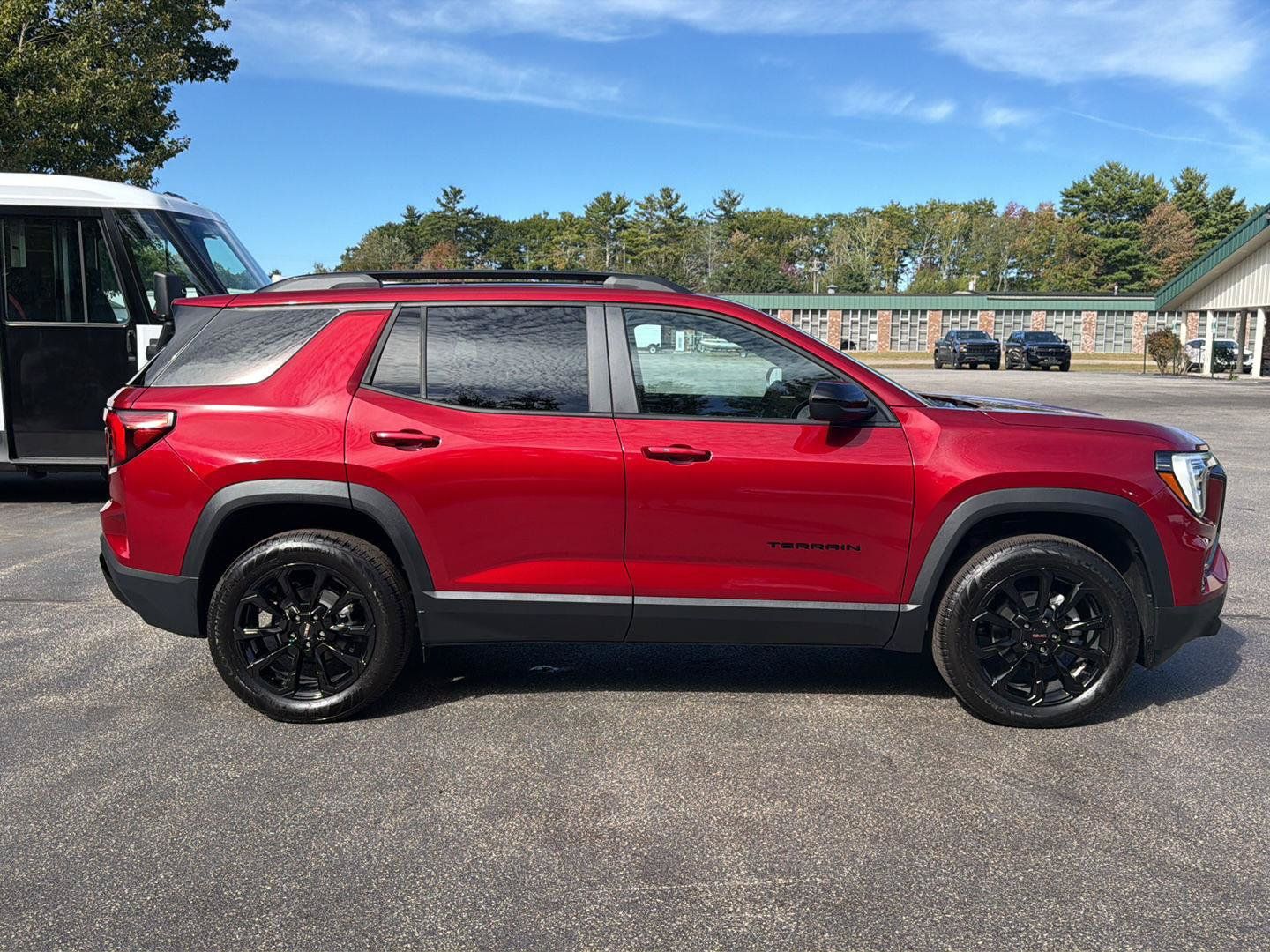 New 2027 GMC Terrain Elevation w/ Elevation Premium Package AWD/4WD image 6