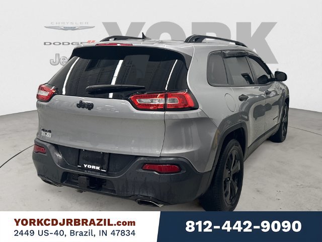Used 2017 Jeep Cherokee Sport AWD/4WD image 5
