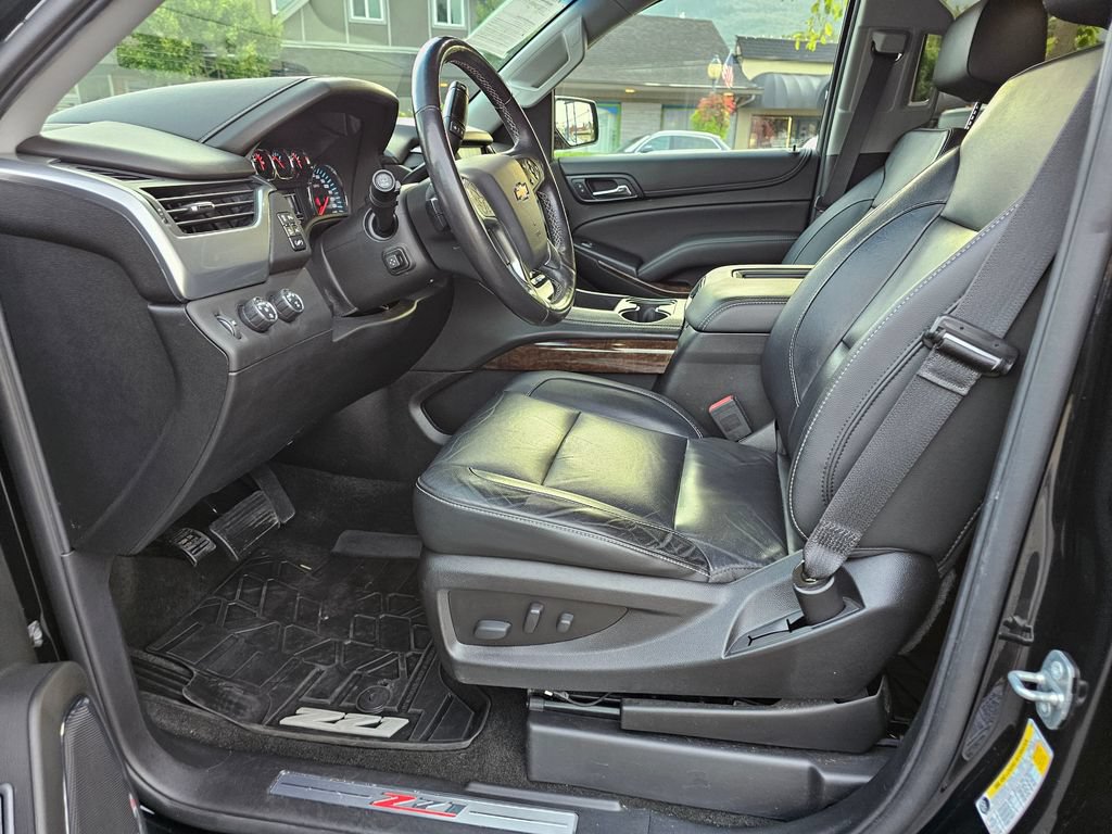 Used 2018 Chevrolet Tahoe LT w/ Luxury Package AWD/4WD image 25