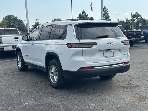 Used 2023 Jeep Grand Cherokee L Laredo w/ Luxury Tech Group I AWD/4WD image 6