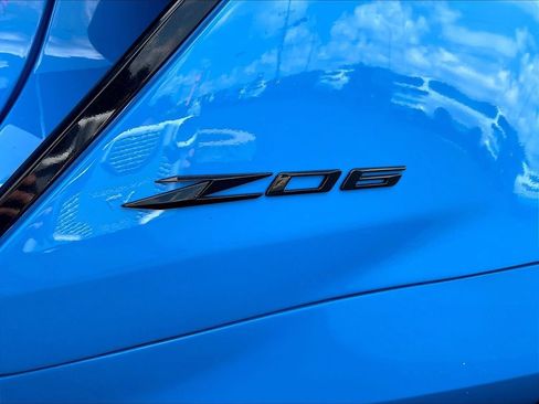 Used 2023 Chevrolet Corvette Z06 w/ Z07 Performance Package RWD image 20