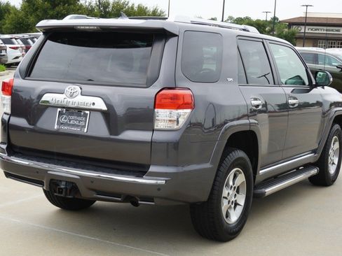 Used 2012 Toyota 4Runner SR5 w/ Premium Pkg AWD/4WD image 6