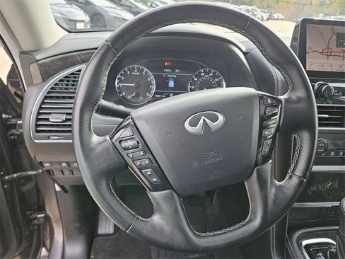 Used 2024 INFINITI QX80 Luxe image 17
