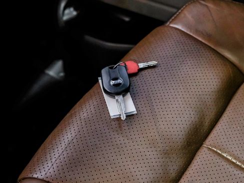 Used 2013 Ford F150 Platinum AWD/4WD image 71