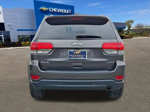 Used 2017 Jeep Grand Cherokee Laredo w/ Quick Order Package 23E AWD/4WD image 25