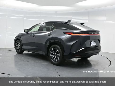 Used 2024 Lexus RZ 300e Premium image 5