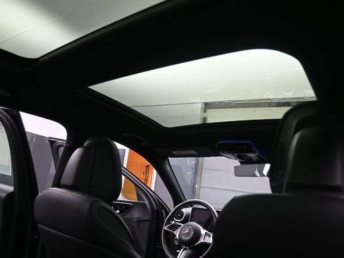 Used 2025 Mercedes-Benz C 300 Sedan image 24