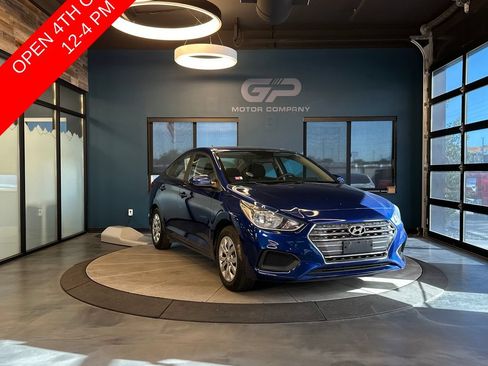 Used 2019 Hyundai Accent SE FWD image 1