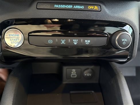 Used 2025 Ford Escape ST-Line w/ Equipment Group 301A image 15