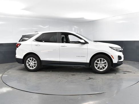 Used 2024 Chevrolet Equinox LT image 11