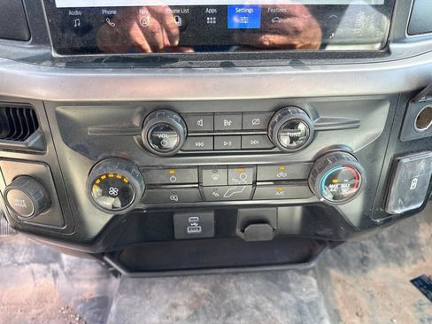 Used 2024 Ford F150 XL RWD image 23